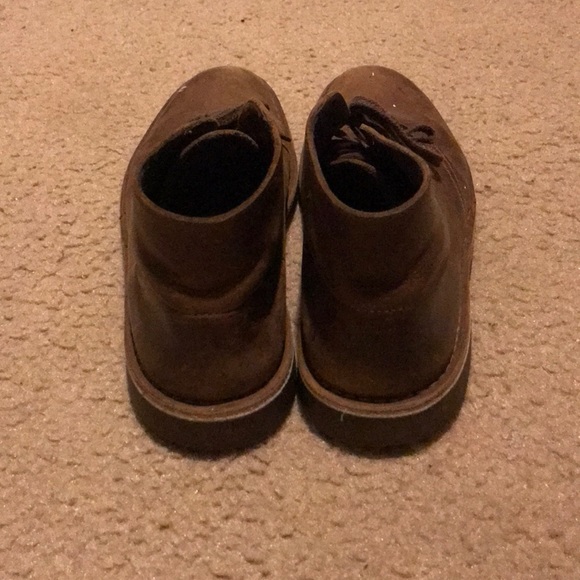 Clarks Chukka Boots - Picture 3 of 6